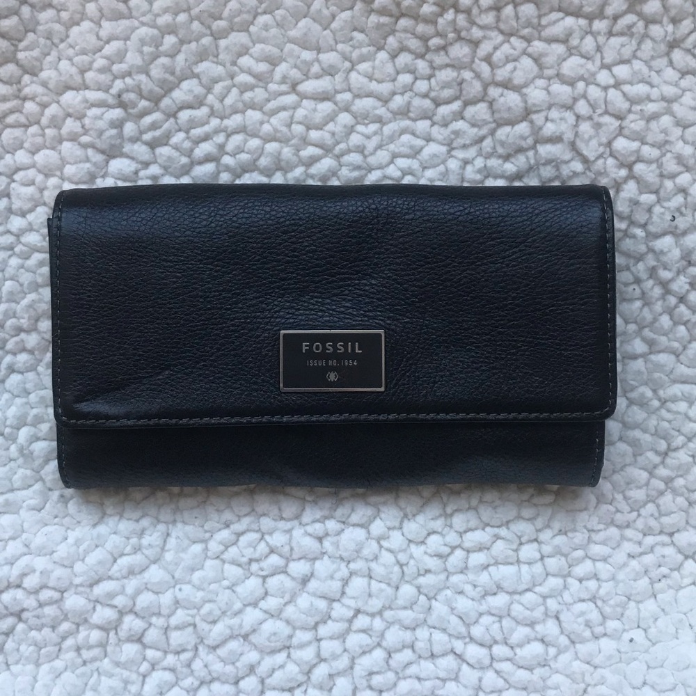 Fossil wallet